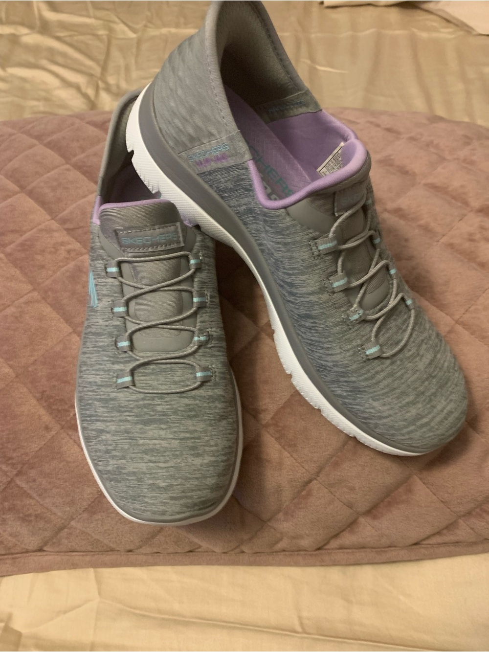 Skechers Gray Slip-On Athletic Sneakers with Lavender Lining